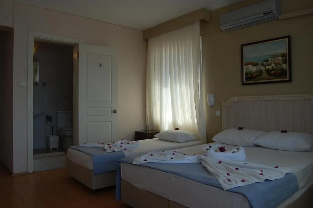 Villa Dedem Hotel Foça 3*,